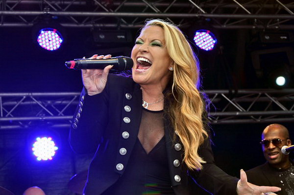 Anastacia   046.jpg